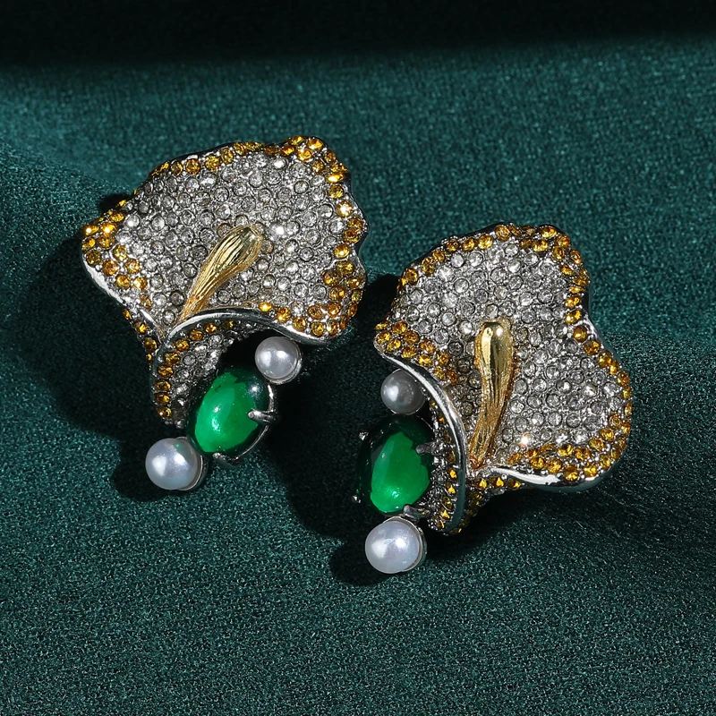 

Natural Vintage Colorful Horse Hoof Flower Stone Stud Earring Green Agate Big Pearl Design Antique Silver Plated Jewelry Luxury