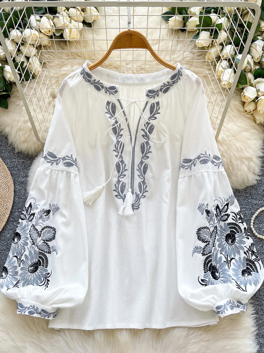 Retro Heavy Embroidery Ethnic Style Women's Shirt Loose Casual Lantern Sleeve Trendy Top for Autumn Season Comfortable Breath...