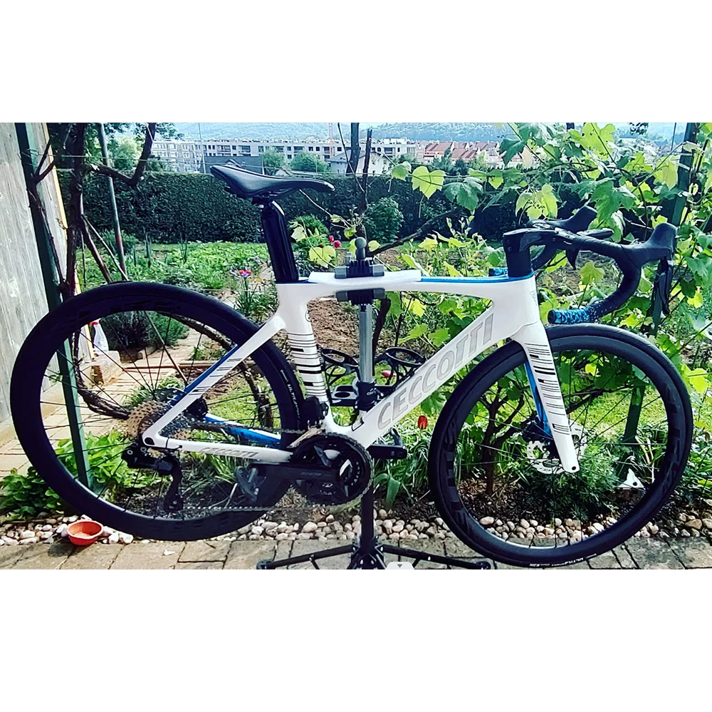 

CECCOTTI RF27 carbon frame 700C Disc Brake Road Bike Frame Full hidden Cable Design Laser logo Aero Bicycle Frameset