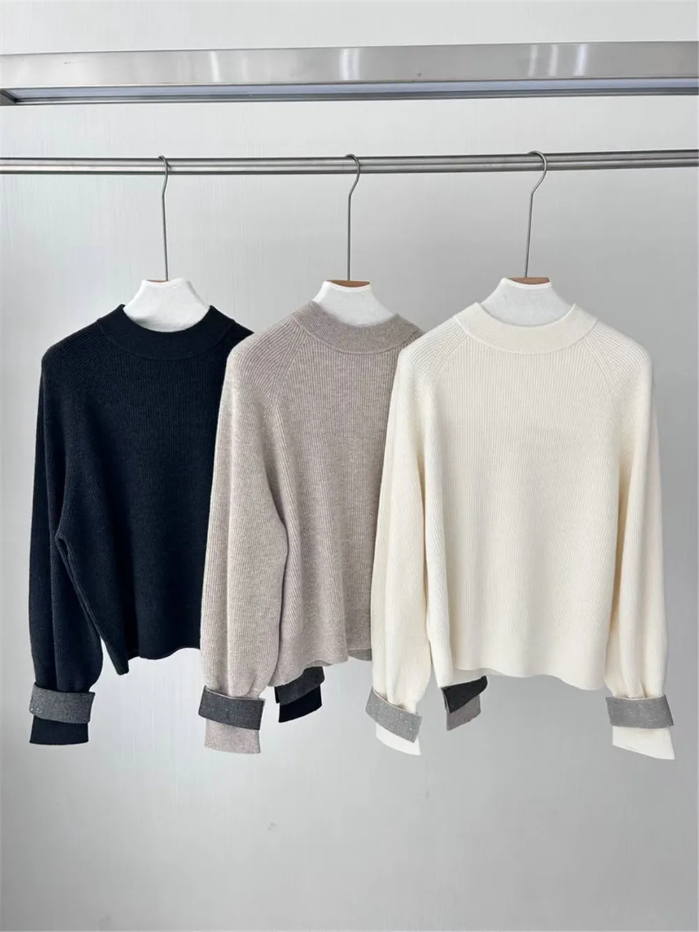 

Женский новый шерстяной топ с воротником-стойкой и длинными рукавами, осень/зима 25, вязаный сверхмощный топ с бусинами для ногтей