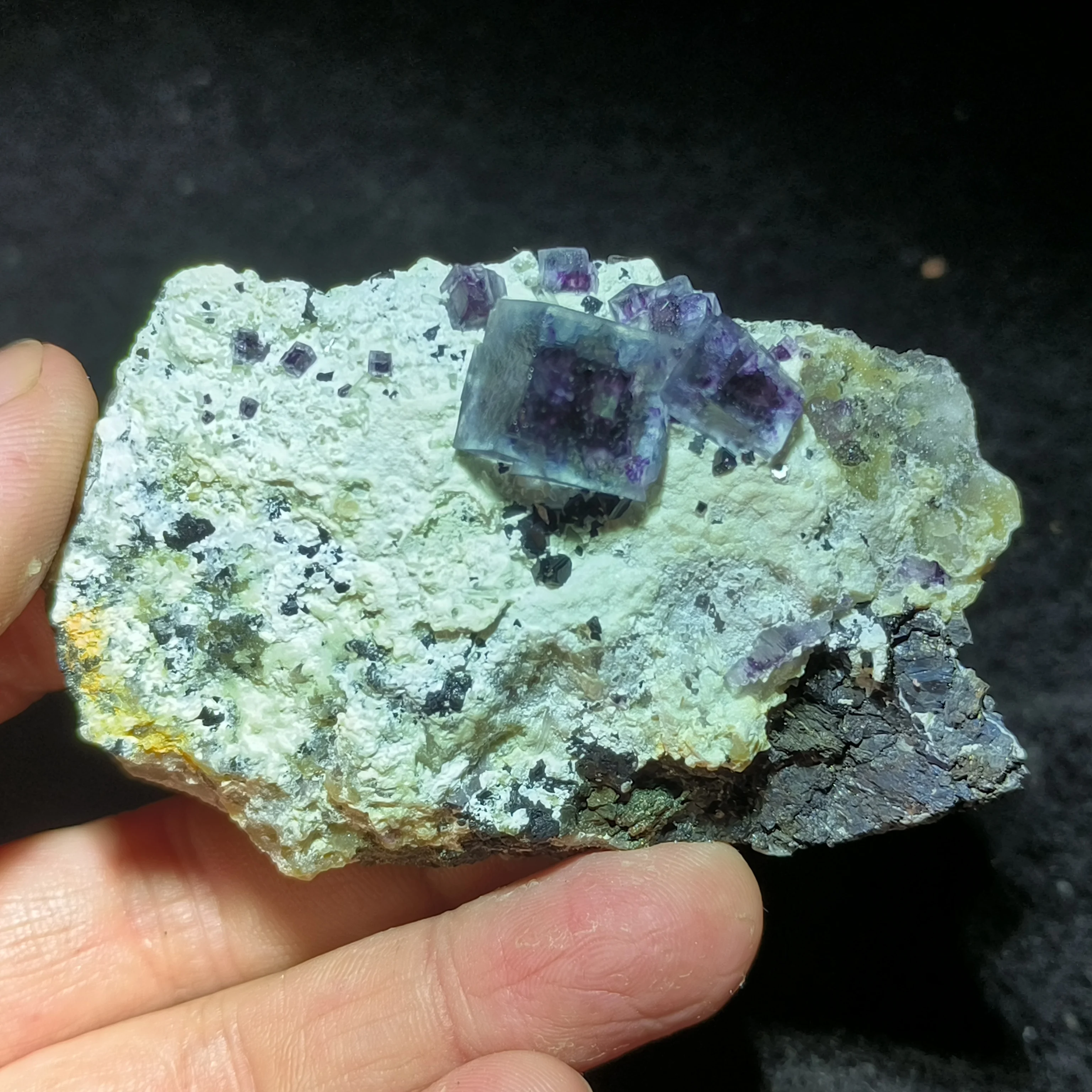 55.5g100% Natural Purple Fluorite and Black Tungsten Chalcopyrite Mineral Specimens, Home Decoration Stone Collection