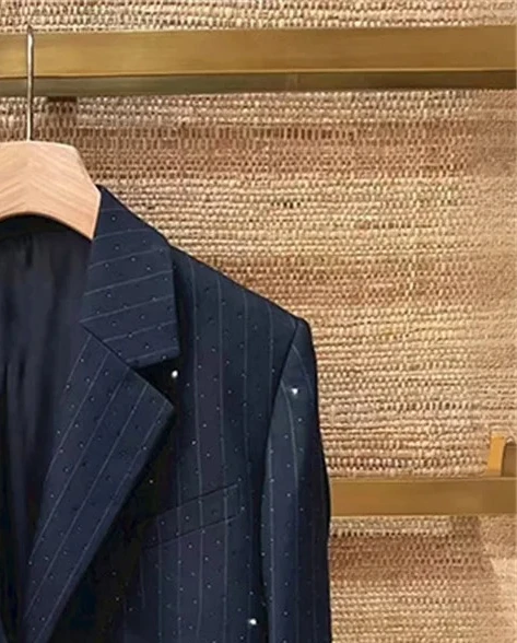 Elegante zweiteilige Anzüge für Damen im Herbst und Winter 2025, langärmelige Anzugjacke oder schmales Westenkleid