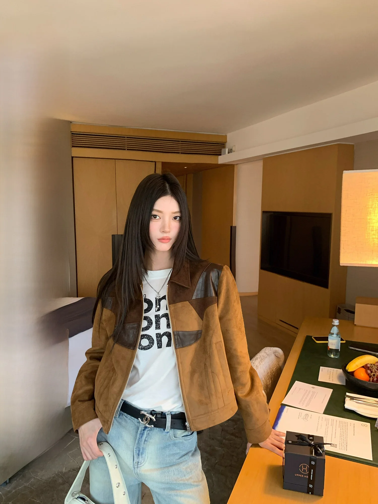 

Женская замшевая куртка Color Colion Design с молнией и длинными рукавами от Dental Guard Lady Western Girl