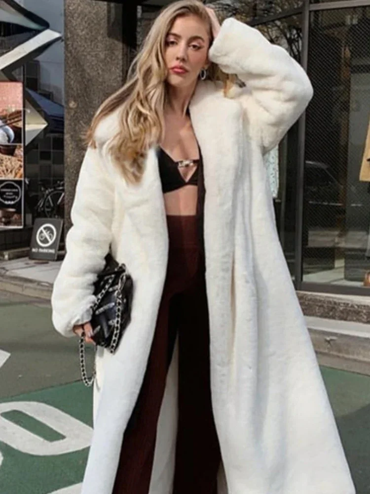 Winter Loose Oversized Long Fluffy Overcoat Outerwear Luxury Brand Fashion Gradient Animal Color Faux Fur Coat Jacket Women