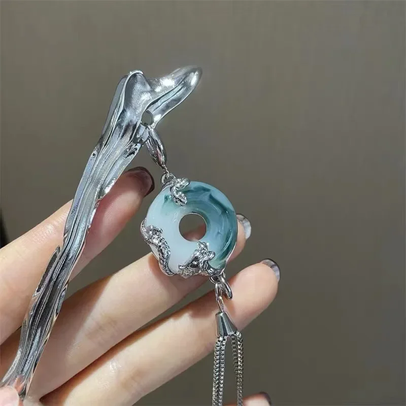 

Высококачественные нишевые и элегантные плоские подвески, кисточки, заколки для волос, головные уборы для серег, заколки и аксессуары для волос.