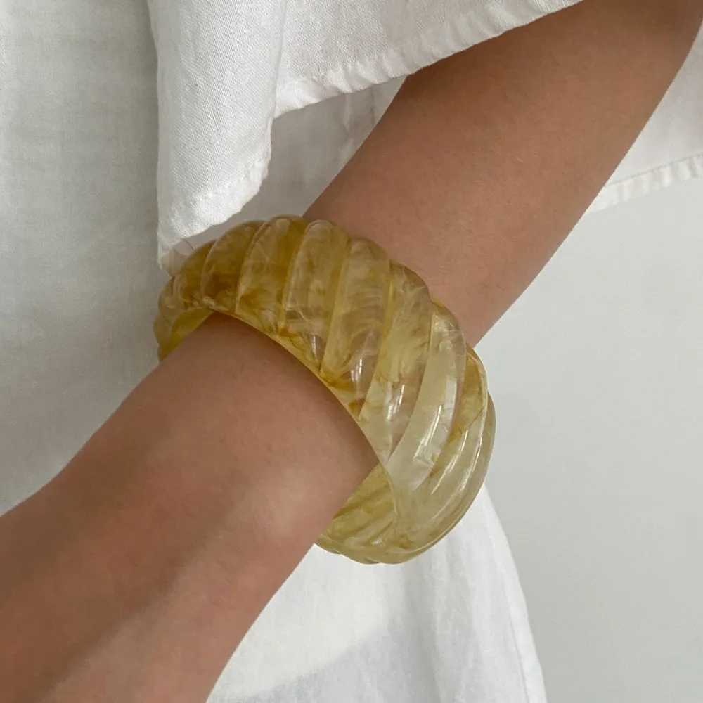 

Bohemian Acrylic Bangle Gold Smudging Irregular Wide Bracelet Wide Rectangle Europe American Style Retro Hand Ring Decoration