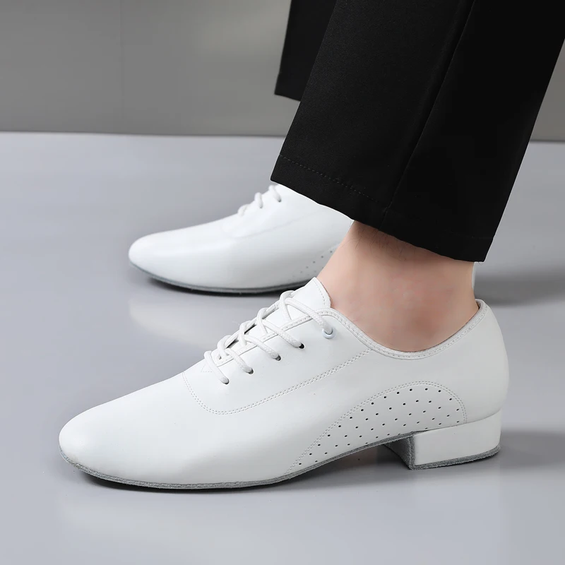 nieuwe Latin Dansschoenen Moderne heren Ballroom Tango Man dansschoenen Indoor Suède Zolen zwart wit Lederen Moderne Dansschoenen mannen