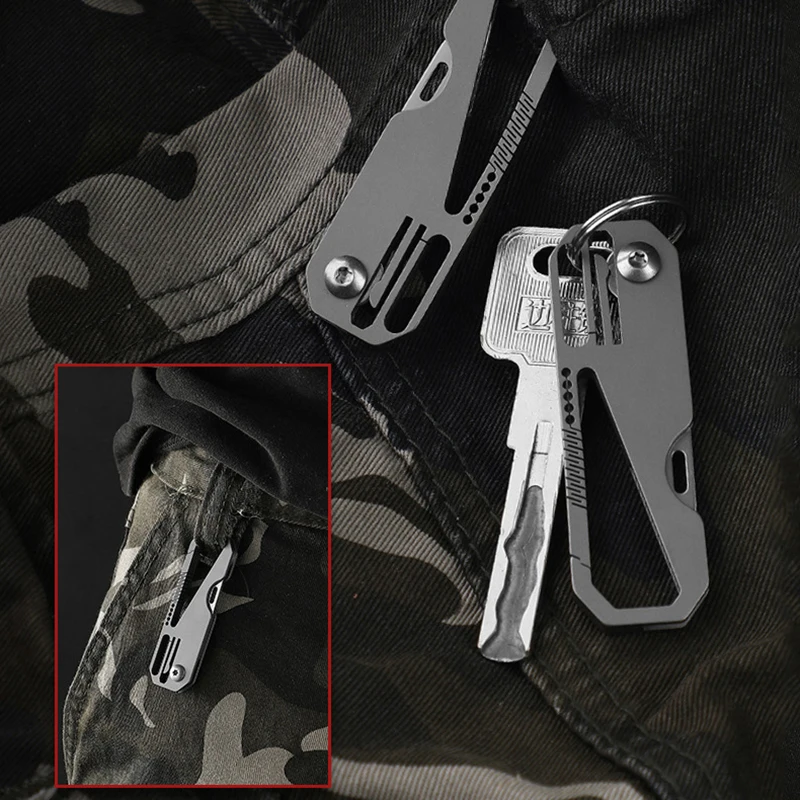 High Quality Titanium Alloy Multifunctional Keychain Men Portable With Folding Small Knife Car Key Chain Outdoor EDC Gadget