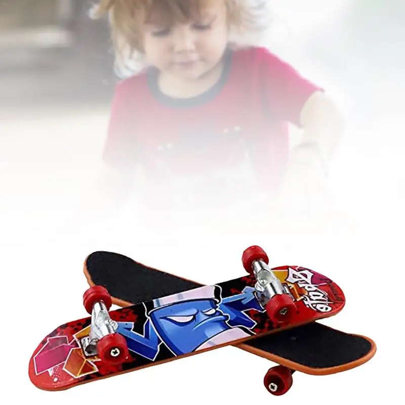 Finger Skateboard Toys lega Finger Skateboard Mini Finger Board con modelli novità Finger Skateboarding Toys For Kids Gifts