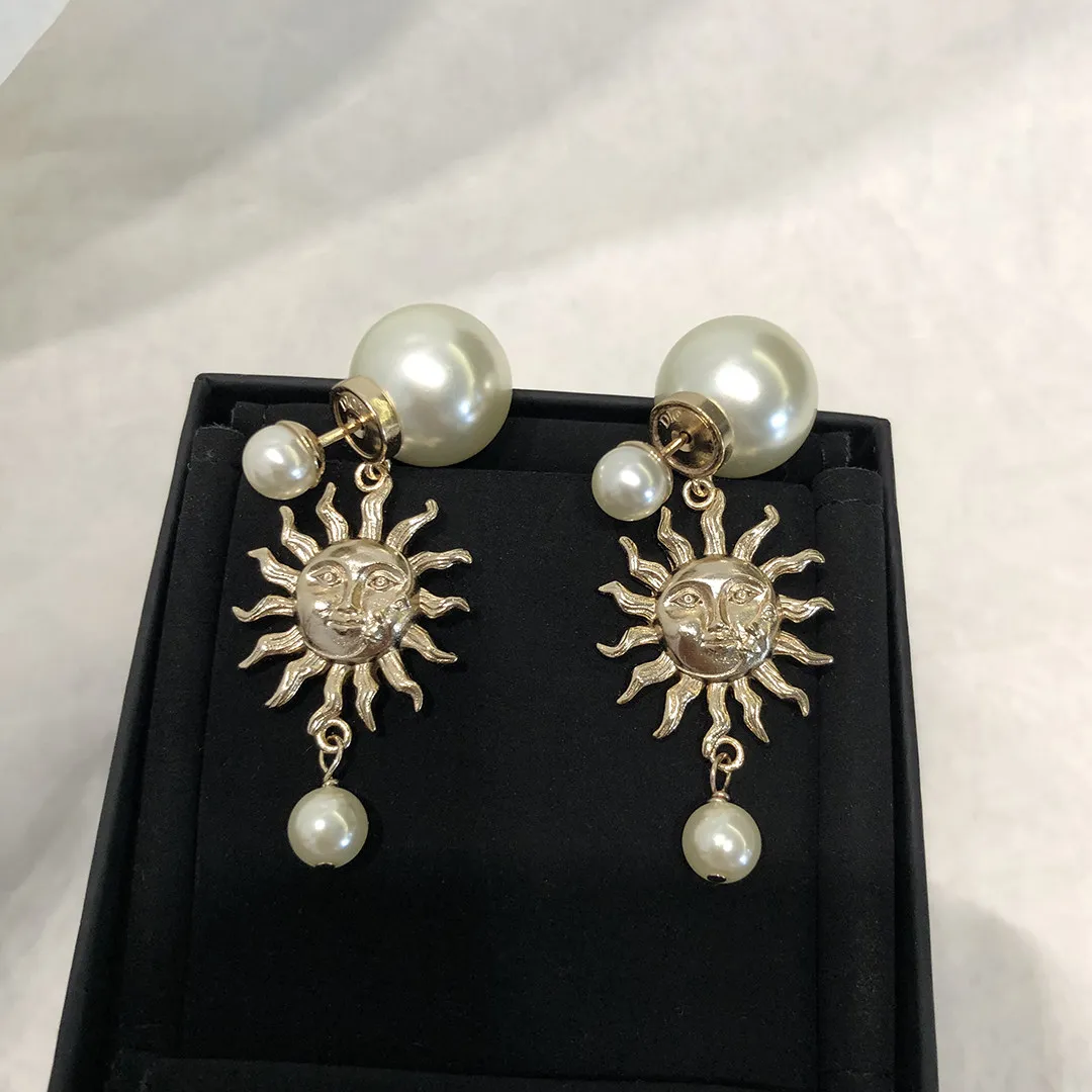 

Sunflower Pearl Earrings, New Popular Earrings, Earrings, Light Luxury, High End Earrings, Pendants
