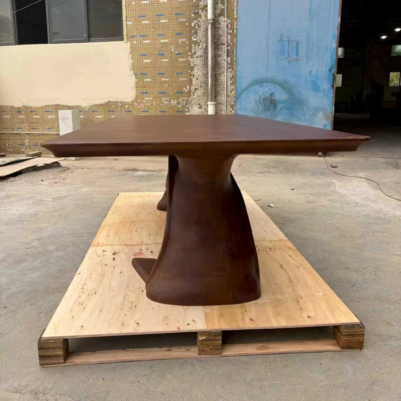 طاولة قهوة خشبية عالية الجودة - مراجعة Office Furniture وسعره