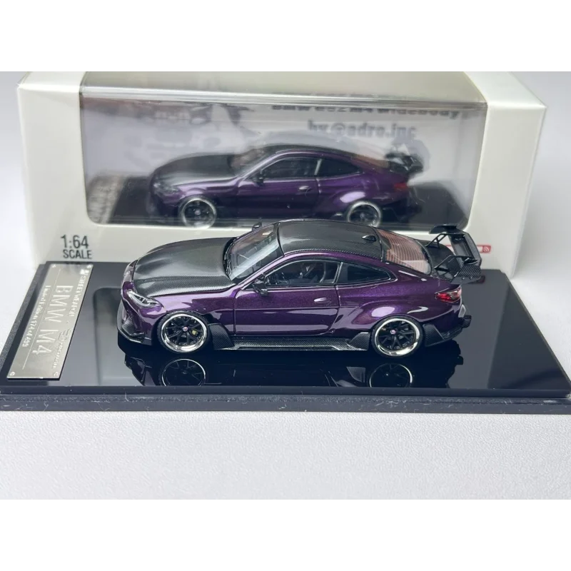 

Diecast SW 1:64 Scale BMW G82 M4 HEC Exhibition Limited Edition Purple Carbon Top Alloy Car Model Collectible Toy Gift Souvenir