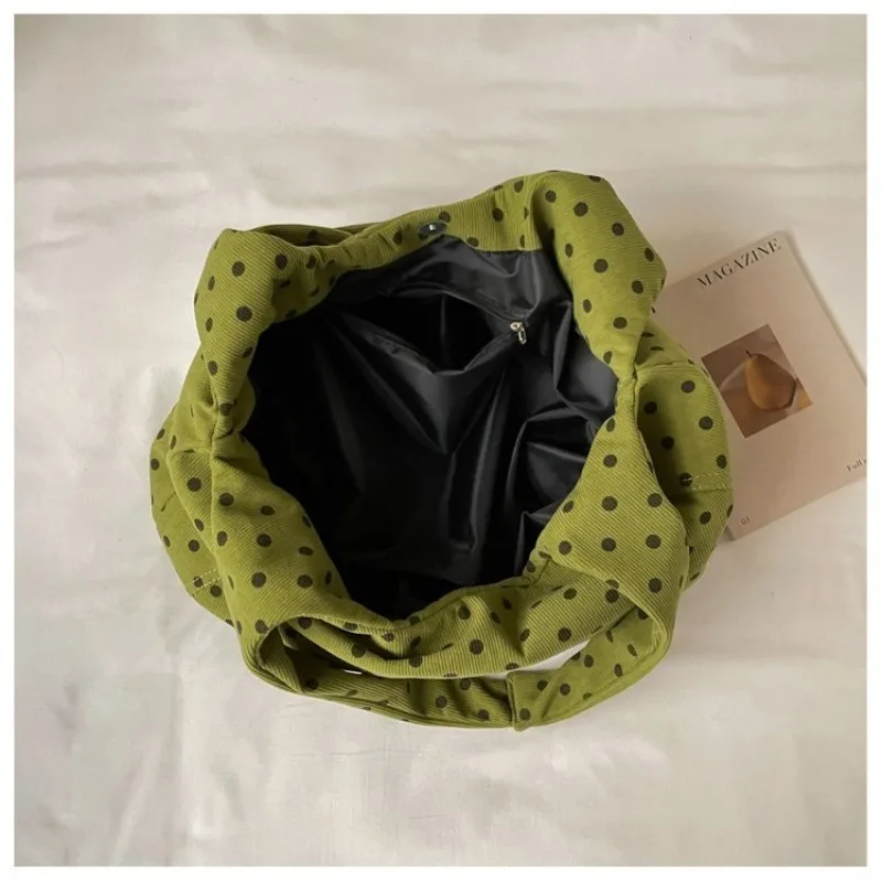 CEEKAY Canvas-Tasche mit Polka-Dot-Muster, Hobo-Stil, breiter Träger, geraffte Falten, vielseitig einsetzbar, für den täglichen Gebrauch, Freizeit, große Kapazität, Damenhandtasche. – Detail 13