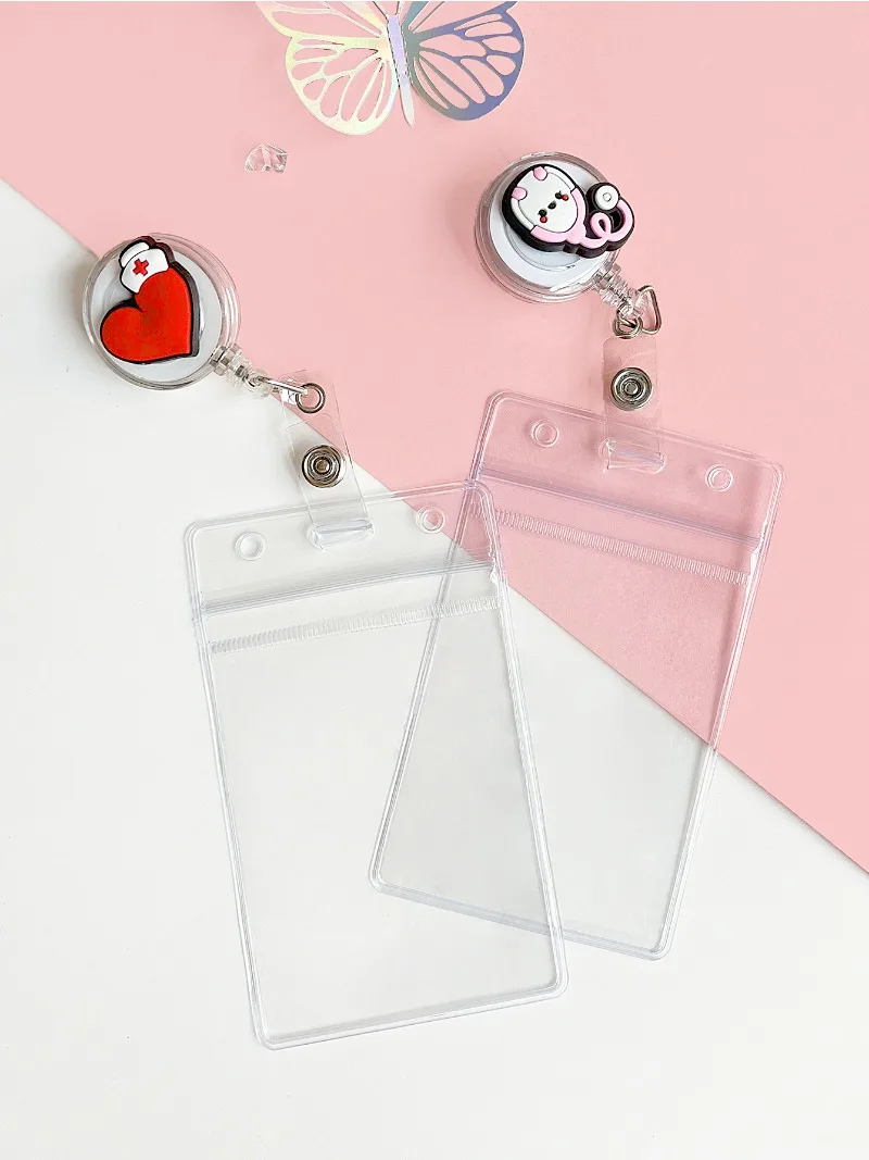 1PC Urocza kreskówka pielęgniarka lekarz odznaka szpula identyfikacyjna nazwa PVC etui na karty dla pracowników medycyny szpitalnych breloki broszki uchwyt