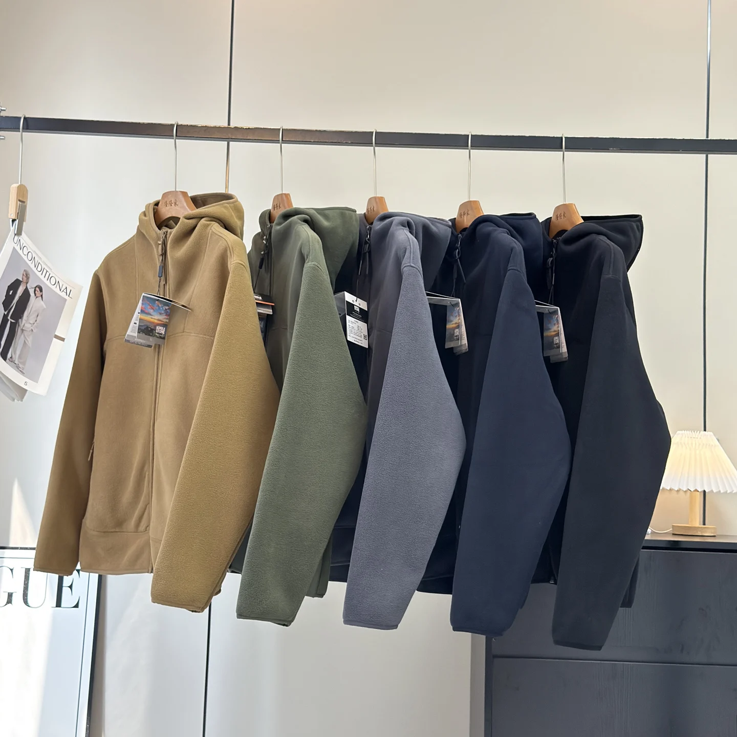 

Thiened Double-sided Fce Hooded Jaet for Men And Women Outdoor Windproof Warm Large Order Autumn Winter Coat