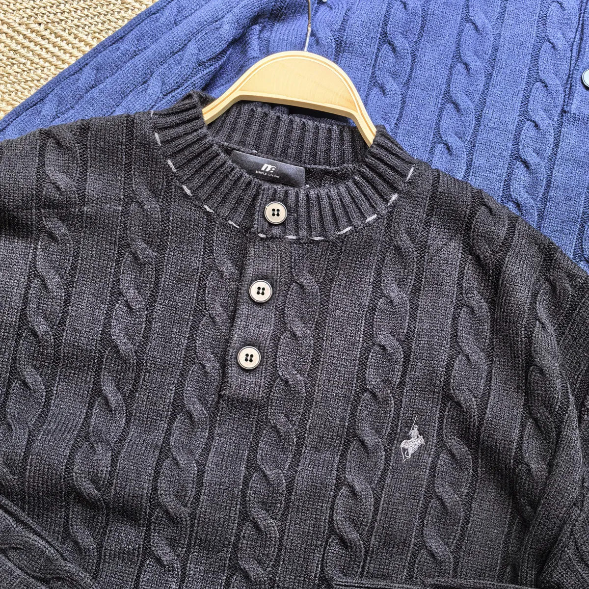 2026 New Trendy Knitted Coat Autumn and Winter round Neck Embroidered Sweater for Men and Women Fall Winter Fashion Retro
