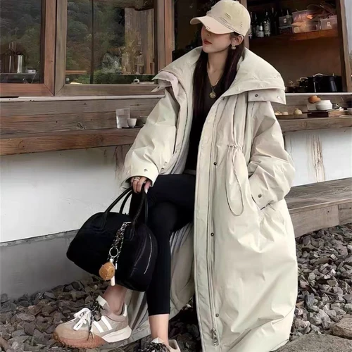 أسفل المعاطف