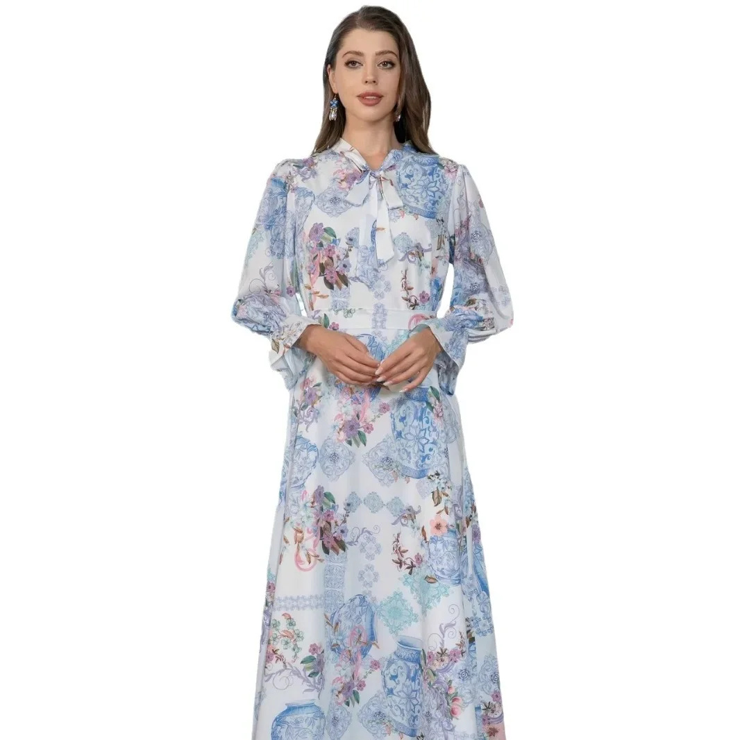 

Middle Eastern Muslim Ladies Dress Arab Slim Fit Fashion Elegant Robe Abaya