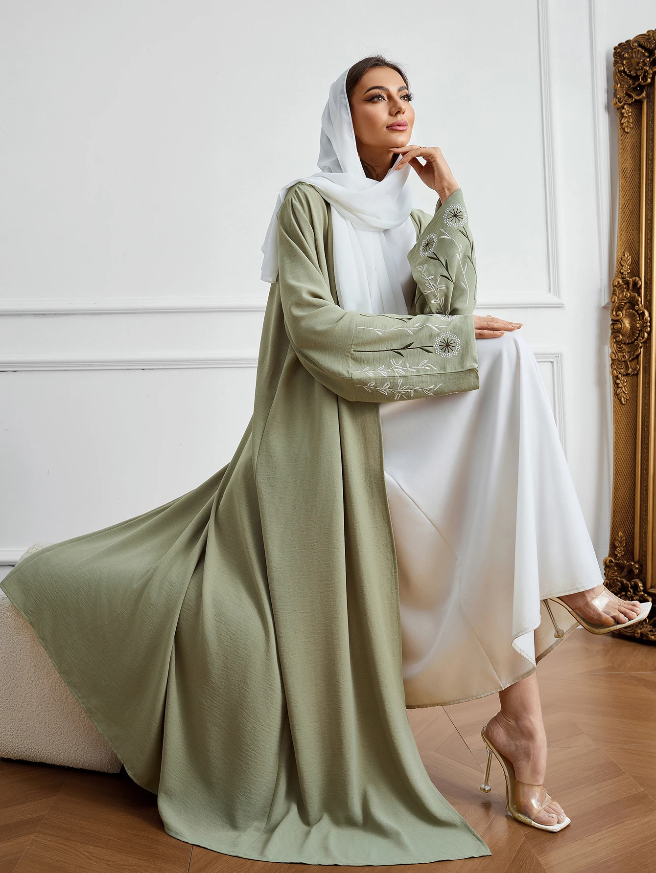 2025 Women\'s Abaya Long Robe Muslim Ramadan Prayer Clothing Embroidery Green Loose Long Sleeve Waist Tied Arabic Elegant Dresses