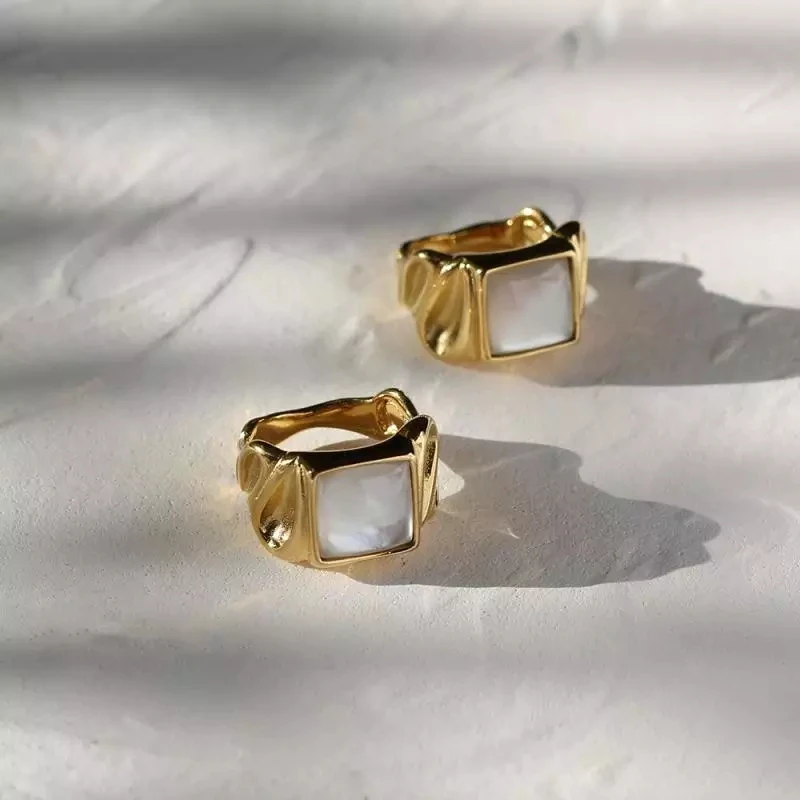 Titanium With 18 K Gold Natural Shell Solidi Ring Stuning Designer T Show Club Cocktail Party Rare Japan Korean INS