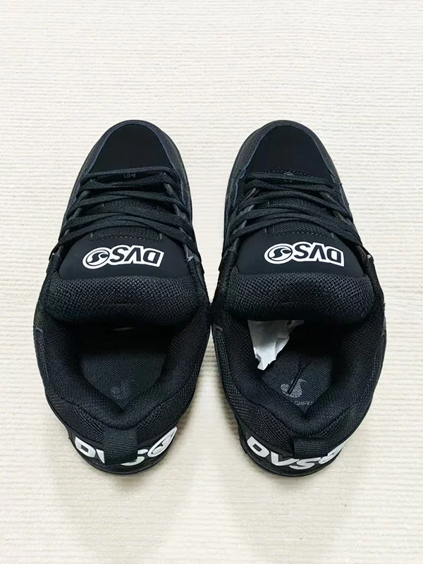 DVS Thickened Tongue Sports Casual Wear-Resistant Shock-Absorbing Large Sole Street Dance Retro Unisex Bread Skate Shoes
