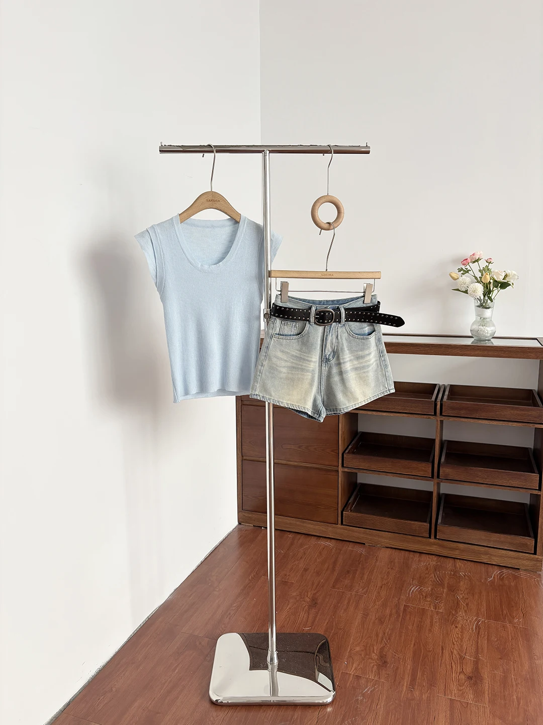 

Retro Korean Style Hot Girl Chic Simple Denim Short Pants Women's High Waist Slim A-Line Wide Leg Pants Summer New Arrival