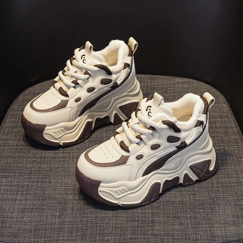 

Spring 2025 Fashionable Dad Shoes Women's Casual Sports Shoes Thick Bottom High Top Flatform Sneakers Universal Slip-On Shoes