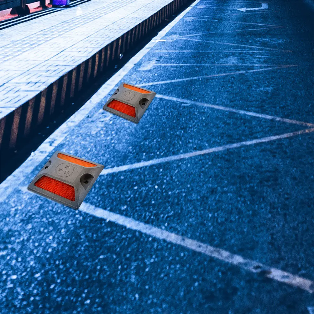 4Pcs Reflective Road Studs Cast Aluminum Raised Night Safety Pavement Markers Anti Boundary Collision Traffic Reflectors