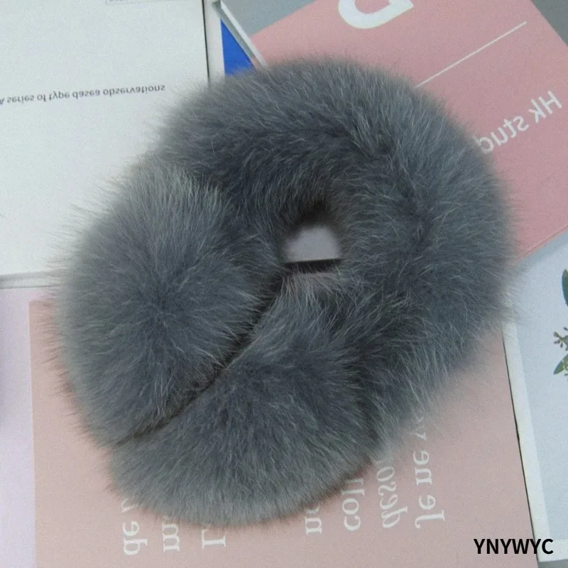 2025 New Girls Luxury Real Fox Fur Earmuff Women 100% Natural Fox Fur Earmuffs Plush Winter Warm Big Pompoms Fox Fur Ear Muffs