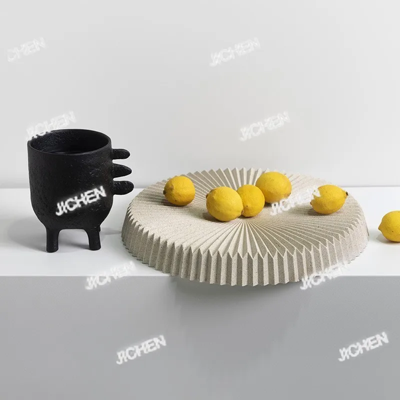 

Скандинавская креативная круглая тарелка для фруктов из смолы, декоративное украшение для гостиной, столовой, прихожей, тумбы под телевизор, мягкий декор для дома.