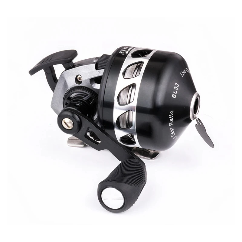 BL39 Metal Closed Spool Black Red Slingshot Fishing Reel Shooting Fish with line 55M