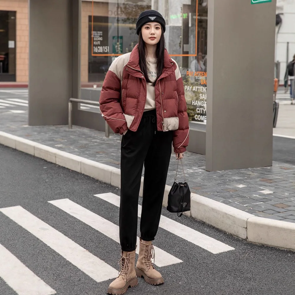 เสื้อแจ็คเก็ตขนเป็ดสีแฟชั่น ดีไซน์ทันสมัย ช่วยให้ดูอ่อนวัย ทรงสั้น หนา บุขนเป็ดขาว 90% ทรงหลวม อุ่นสบาย