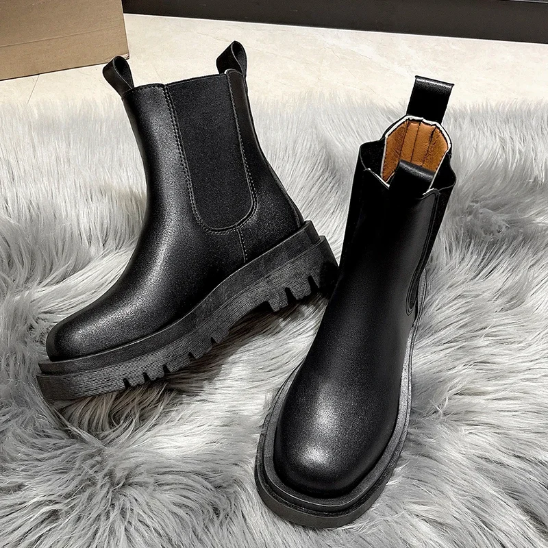 Chelsea Boots Chunky Boots Women Winter Shoes PU Leather Plush Ankle Boots Black Female Autumn Fashion Platform Booties