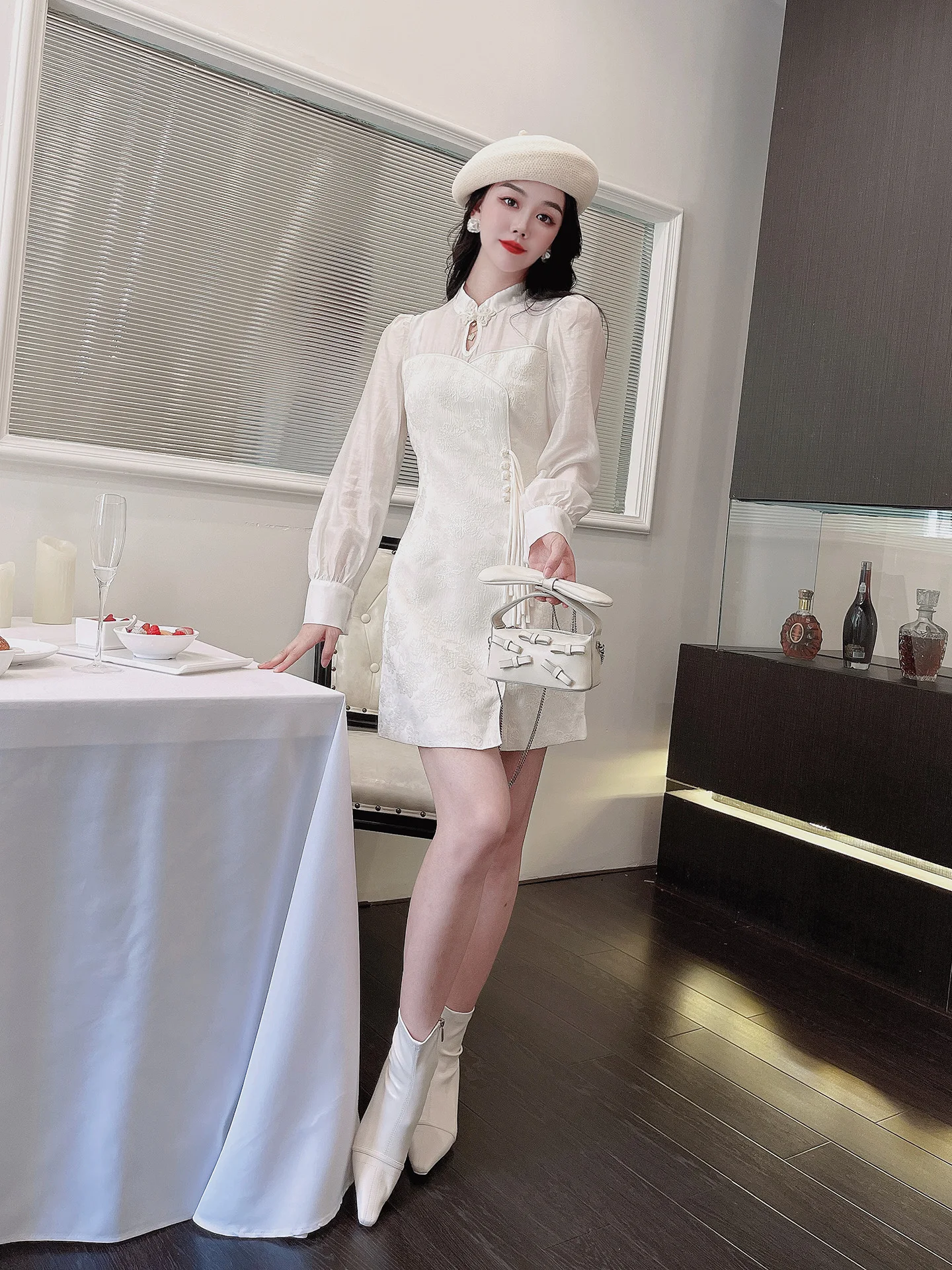 retro-chinese-sle-stand-collar-embroidered-subtle-pattern-tassel-dr-women's-autumn-new-arrival-long-sve-mid