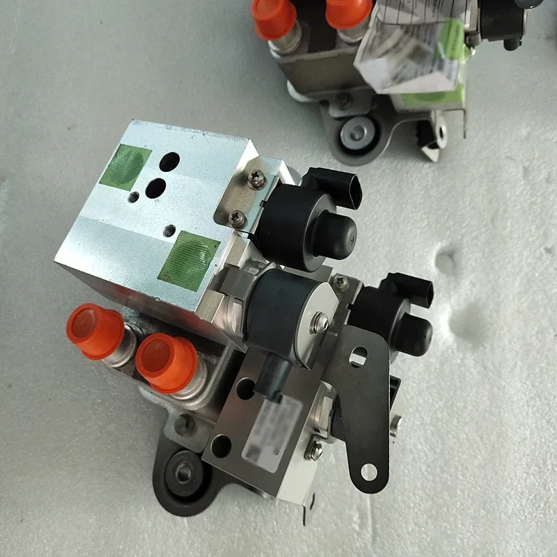 FOR SAIC ROEWE TMS  Control Air Conditioning Valve Terminal Integrated Thermal Management System Heat Pump Control System