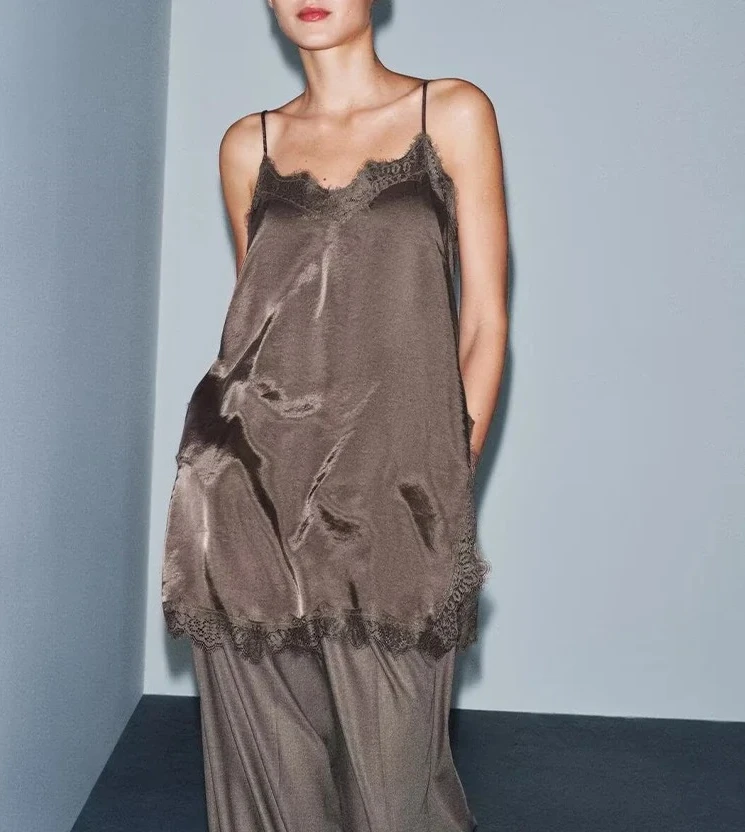 

European and American stylewinter new arrivals women's clothing, sexy sleeveless camisole lace lingerie top