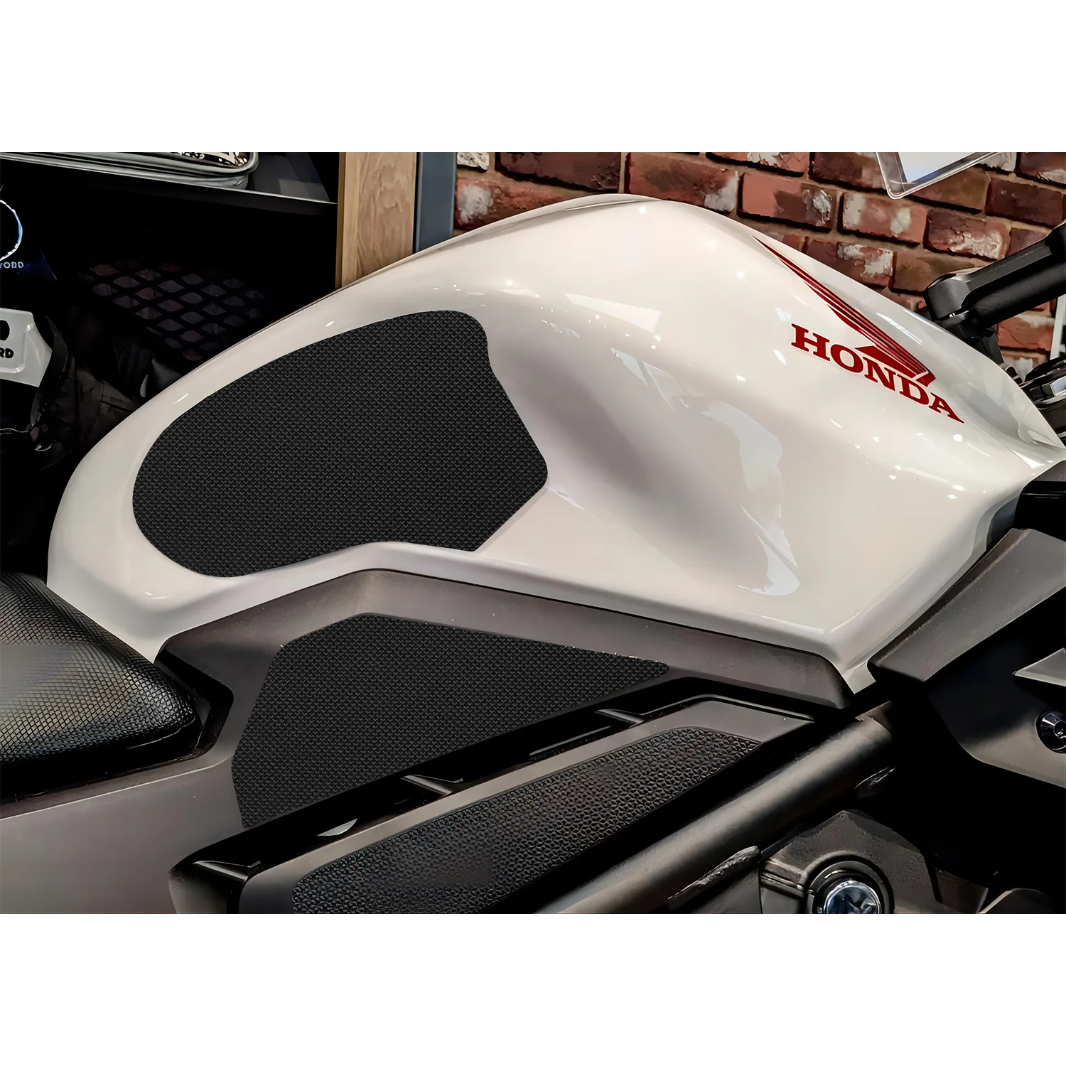 

For HONDA CB500 Hornet 2024- Tank Traction Grips Pads Silicone Rubber