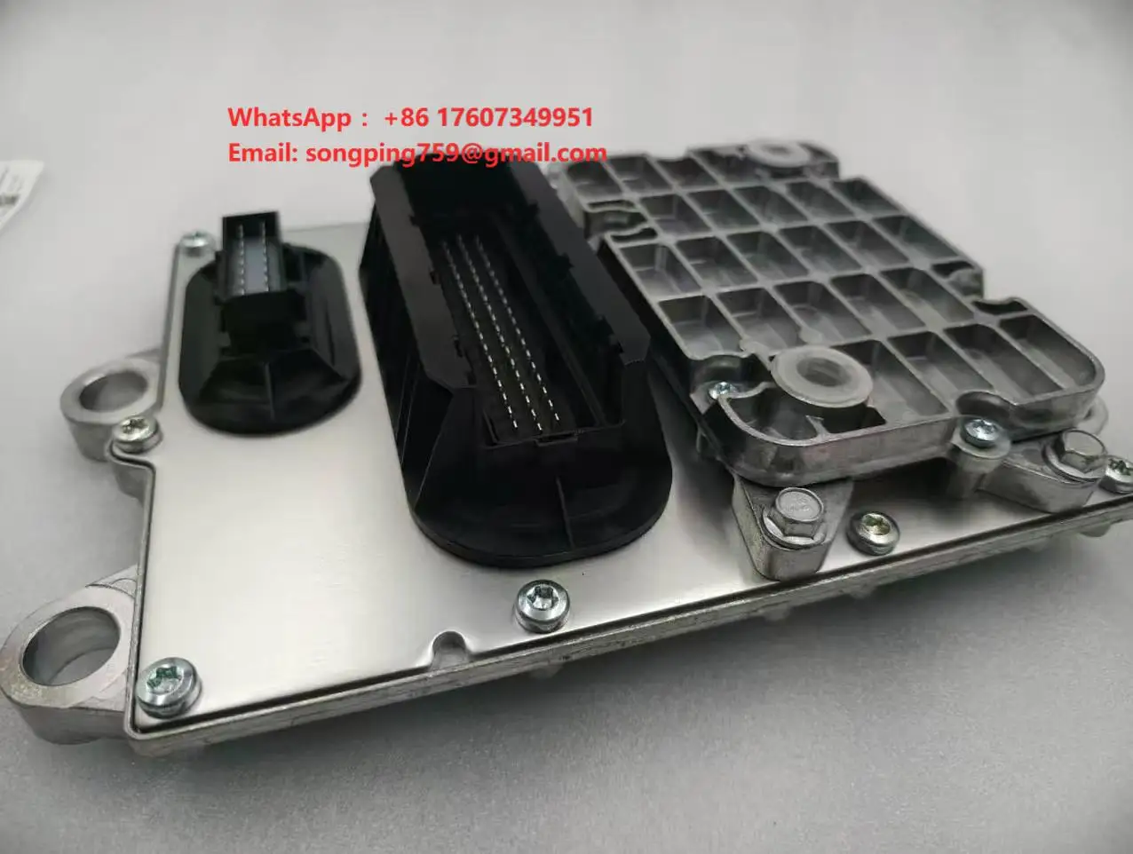 A0084462440 Engine Control Unit ECU for Mercedes Benz Truck Control Module MR2