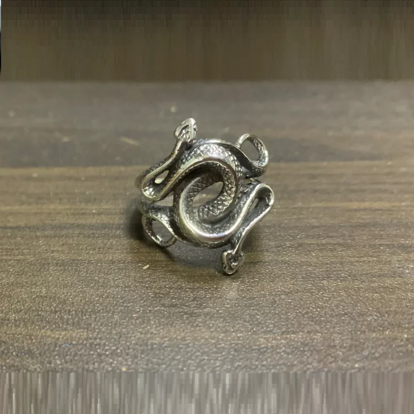 Cincin ular dua kepala perak Sterling, cincin perak Punk Retro Thailand, pribadi berlebihan 925 Sterling