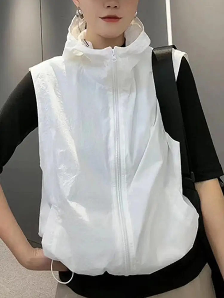 

Summer 2025 Women's Thin Loose Large Size Sun Protection Hooded Vest Jaet oulder Pad Vest Outerwear Zipper Pure Color