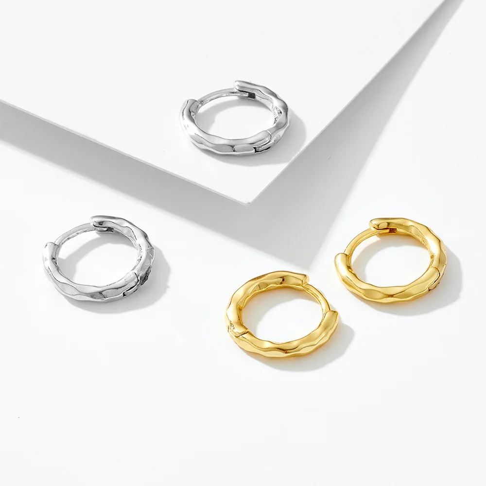 

S925 Sterling Silver Aesthetic Cartilage Earrings - Korean Ins Minimalist Design, Gold-Plated Polished Hoops