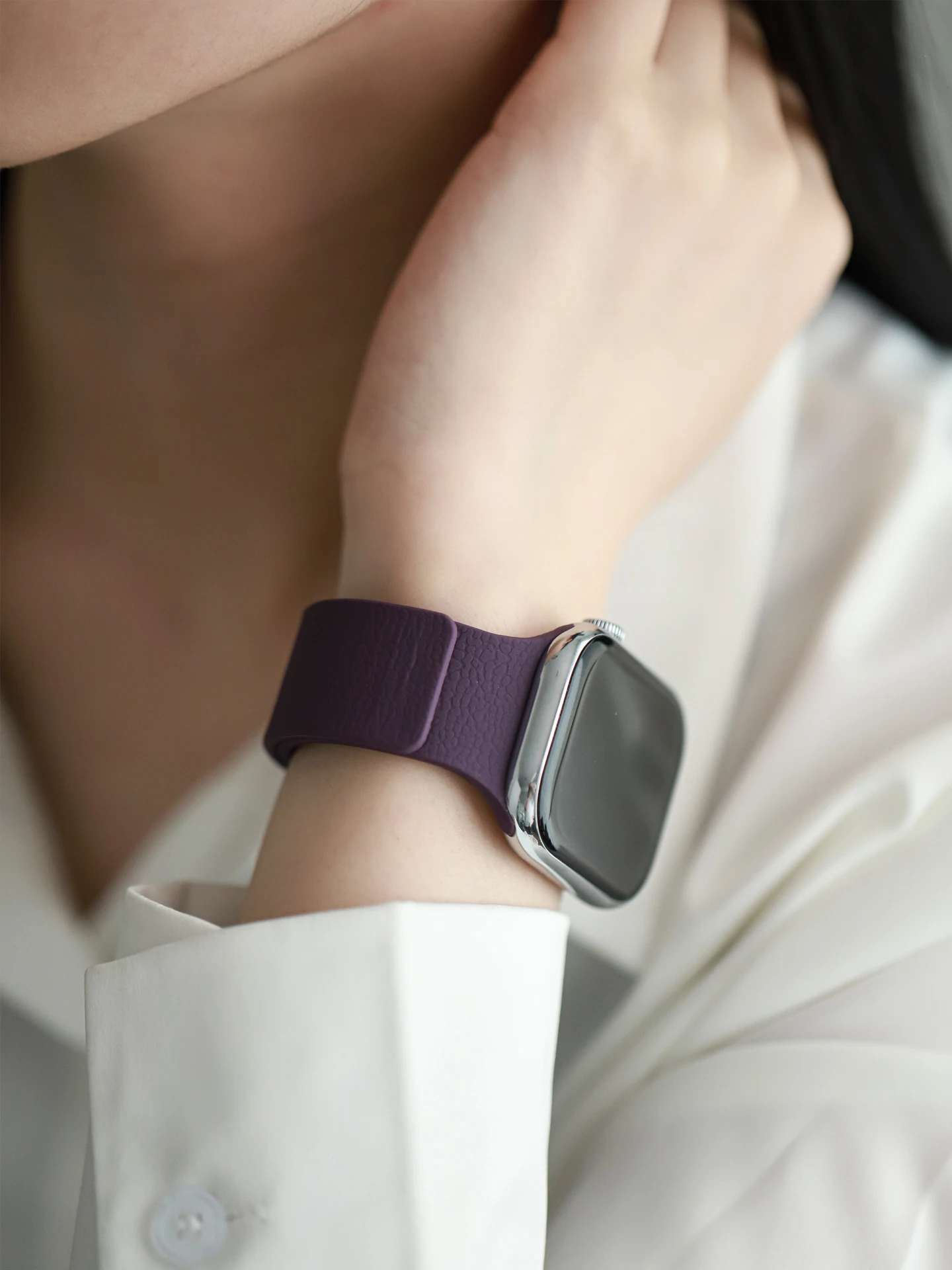 Магнитный силиконовый ремешок для Apple Watch Band Ultra 2 49 мм 45 мм 41 мм Браслет Iwatch Series 10 9 8 7 6 SE 5 4 3 46 42 мм 44 мм 40 мм