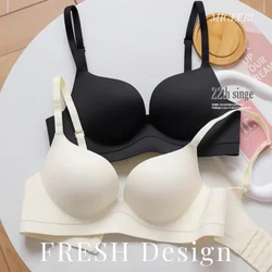 Women Seamless One Piece Molded T-Shirt Bra 3 Rows Back Hooks Invisible Underwear Adjustable Straps Daily Wireless Lingerie S-XL