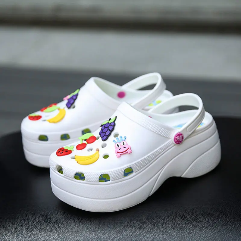 Summer Student Clogs Platform Garden Sandals Cartoon Fruit Slippers for Girl Beach Shoes Fashion Slides Outdoor Shoes Woman