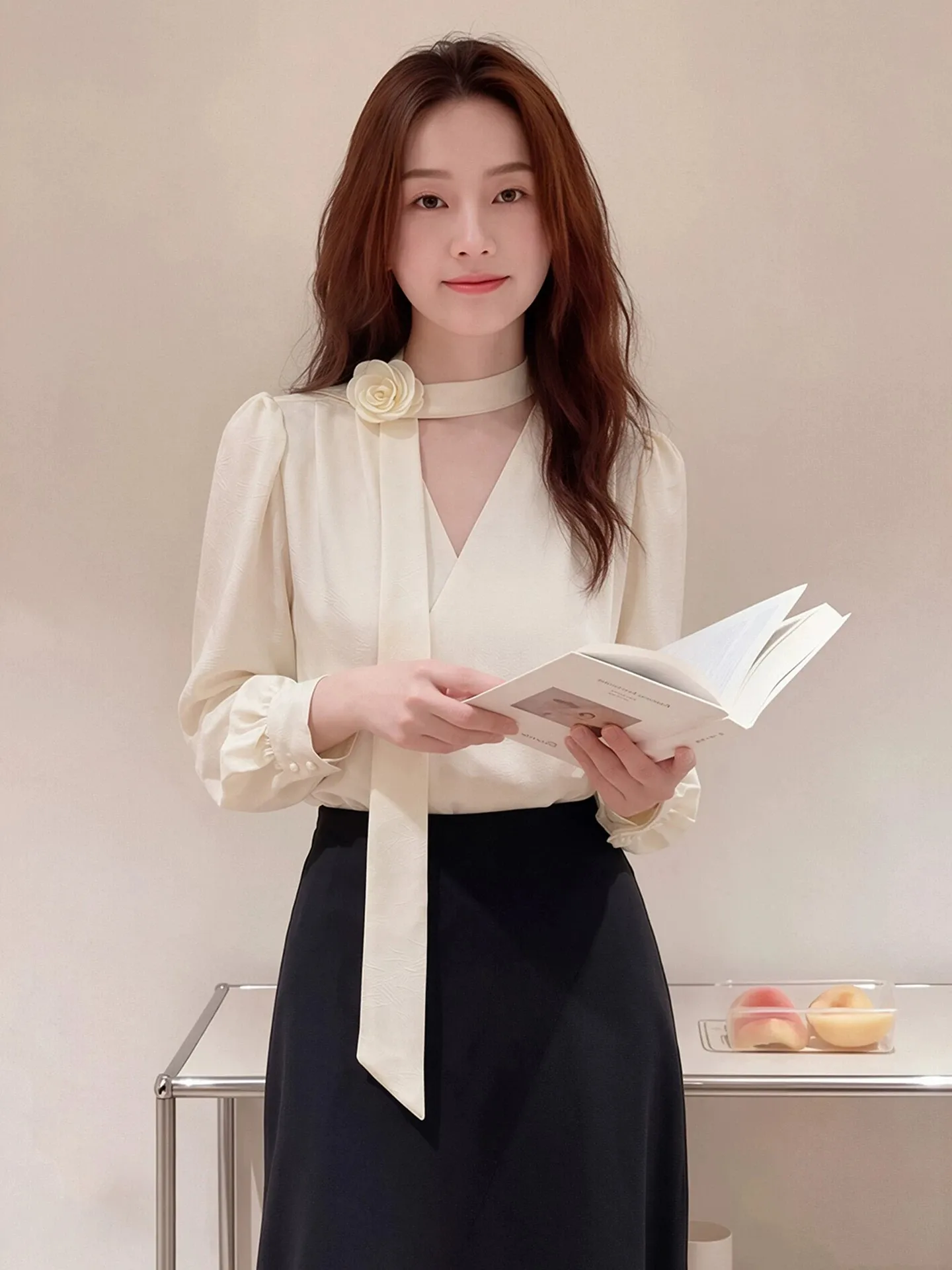 Loose V-neck Women's Chiffon Shirt Spring Autumn Seasonal Floral Print French Style Breathable Long Sleeve Casual Top