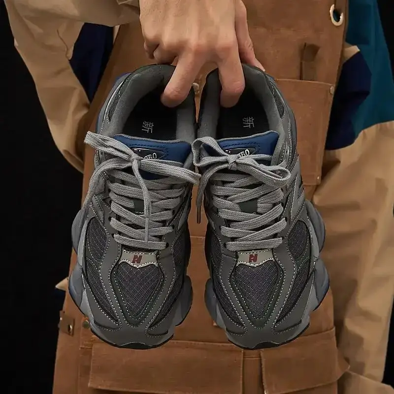 

Chaussures de course rétro augmentant la hauteur pour hommes et femmes, chaussures de couple, papa, nouveau