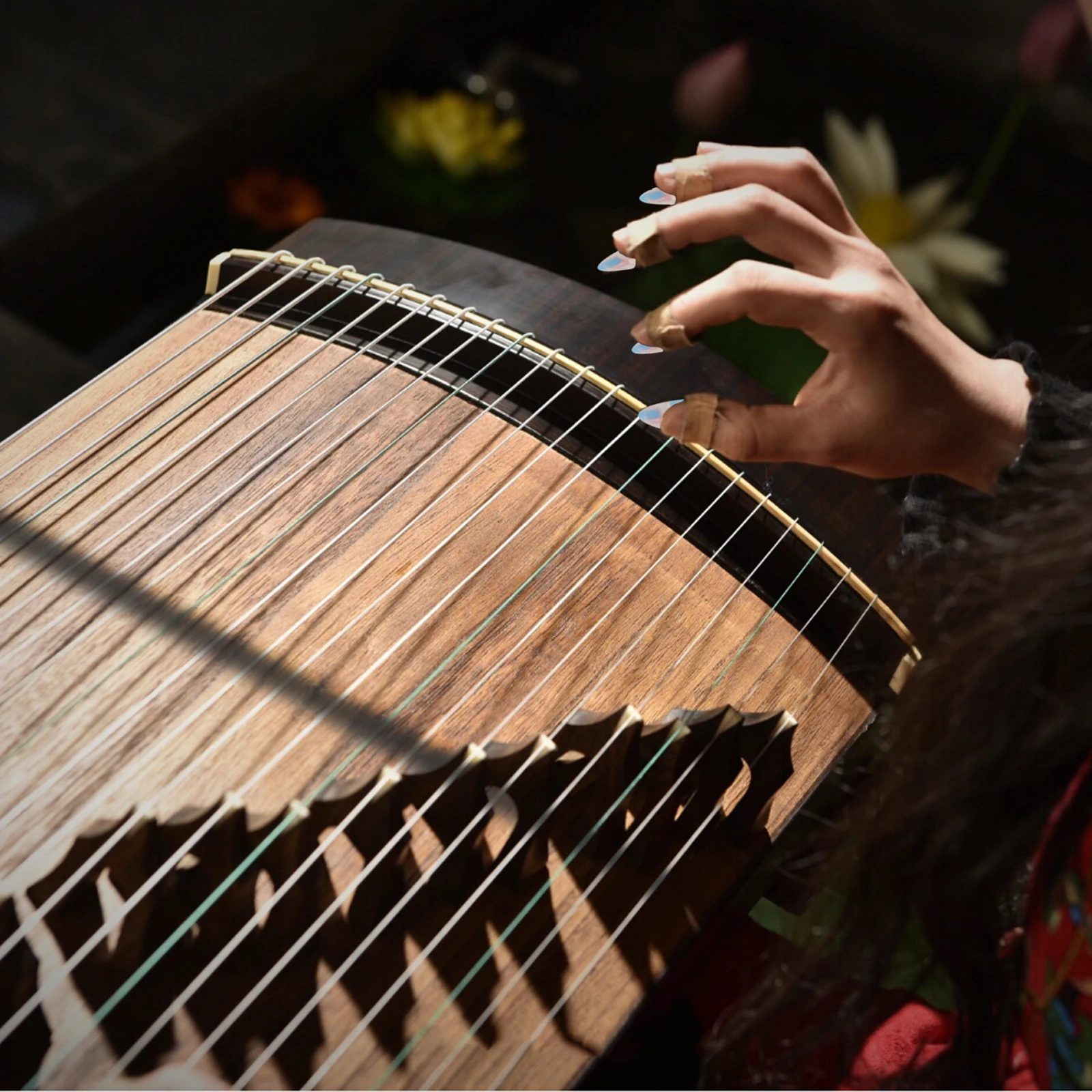 

8pcs Guzheng Nails Composite Material Protective Covers Durable Safe Smooth Design Fingertip Protection Instrument Accessories