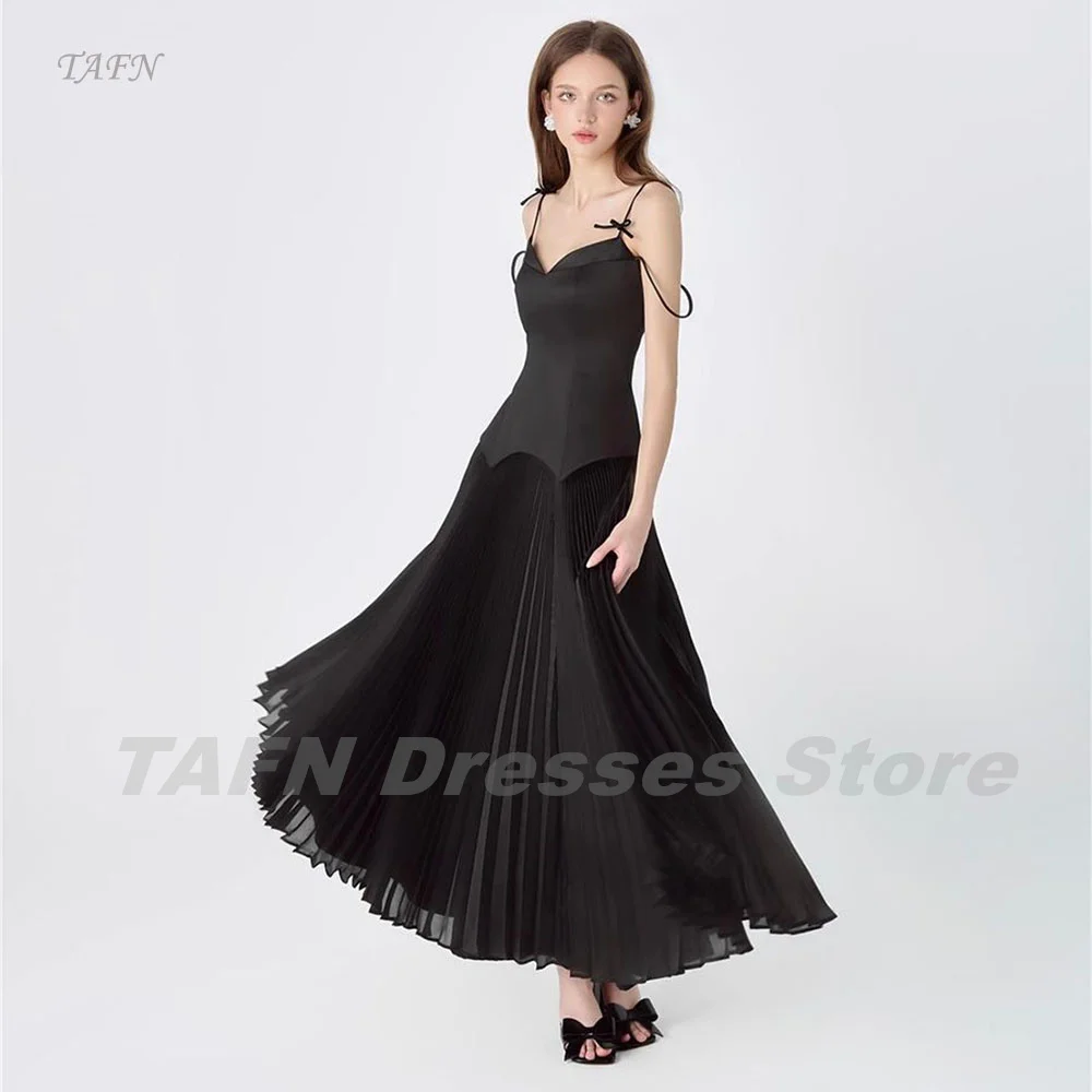 

TAFN Black Elegant Evening Dresses Spaghetti Straps A-line Pleat Prom Party Gown Sleeveless Ankle-Length Patchwork Photo Shoot