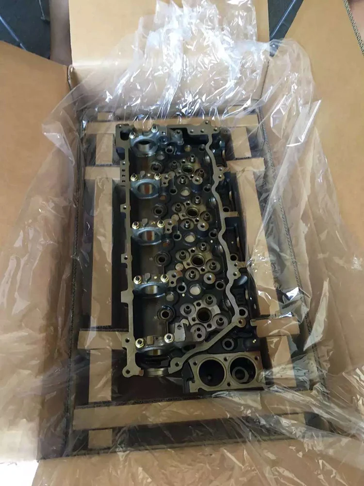 Excavator 4HK1 cylinder head 8981706170 8-98170617-0 Excavator parts