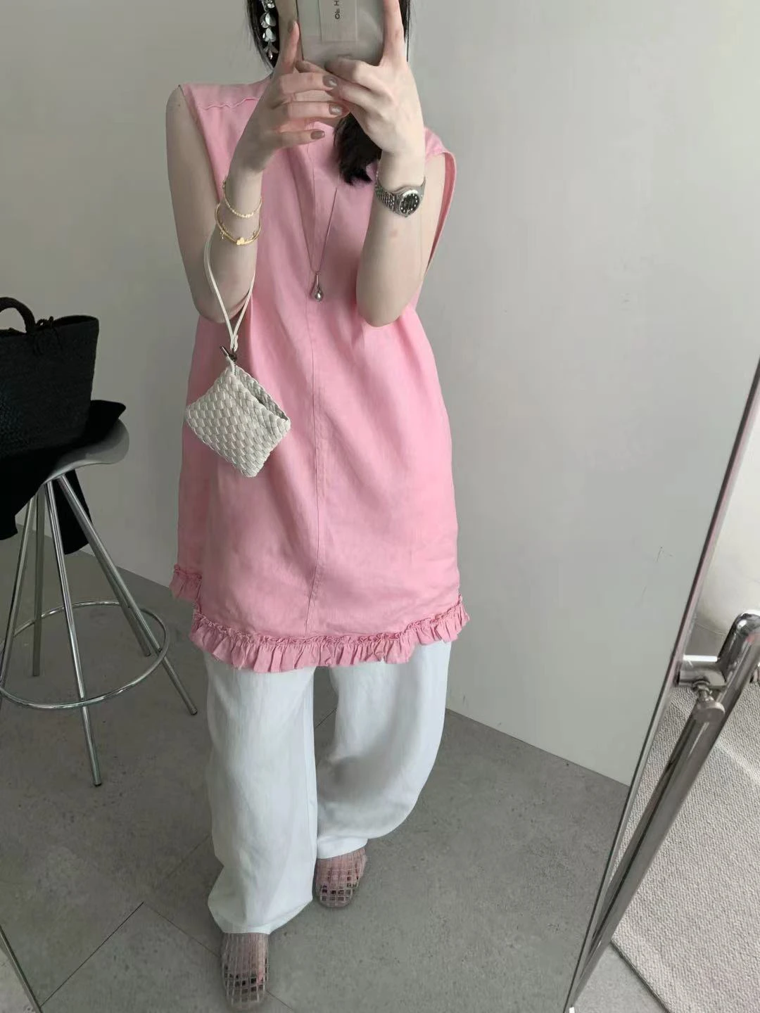 

Летнее повседневное платье A-силуэта из тонкой ткани с круглым вырезом и деревянным декором, универсальное, для поездок на работу